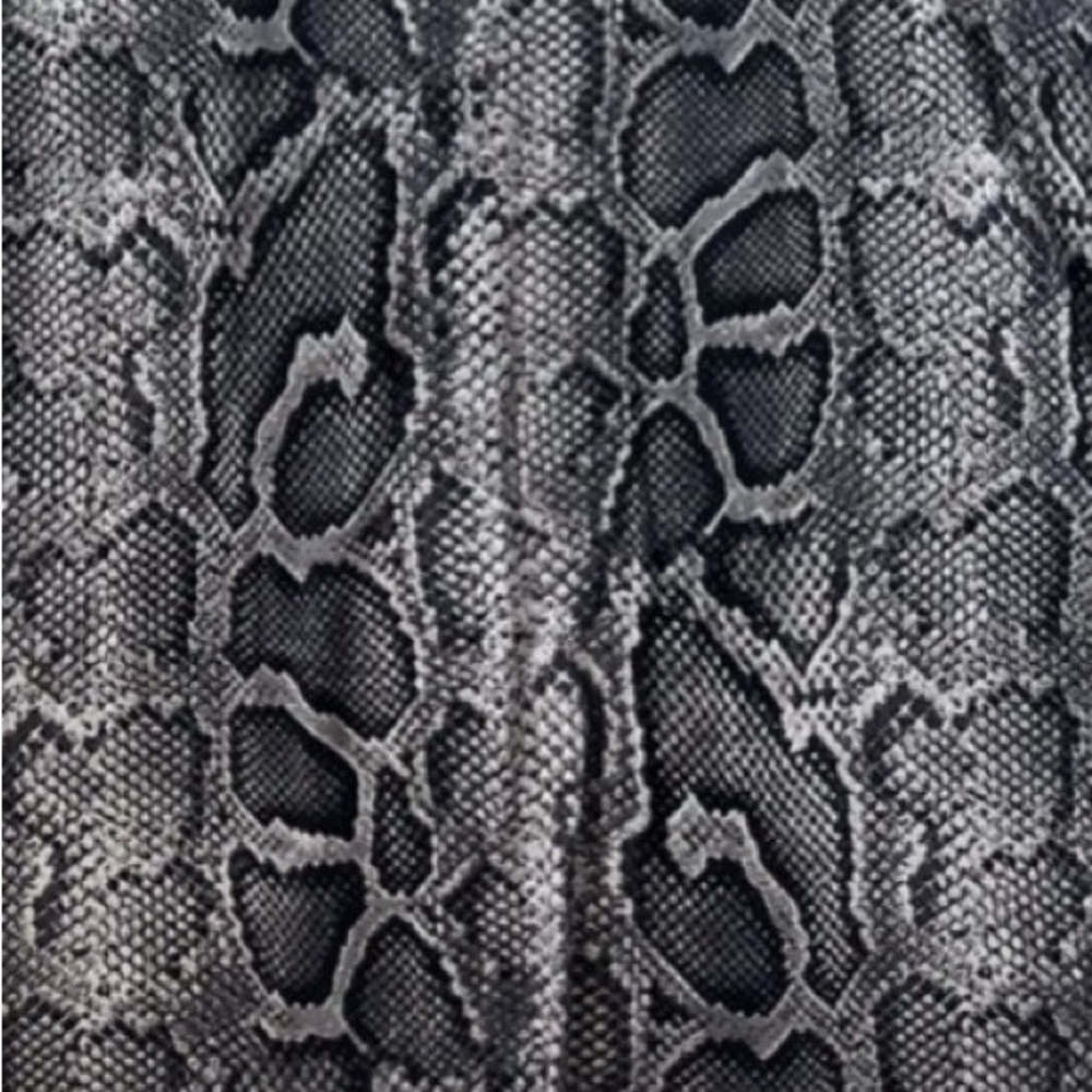 Michael Kors hooded snakeskin dress, size XS. Grey and black. Knit. - Picture 7 of 9